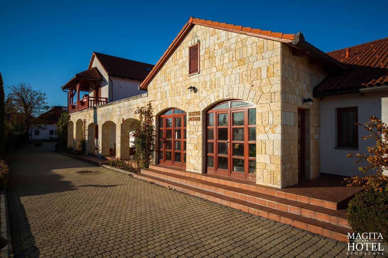Magita Hotel Basko المظهر الخارجي الصورة