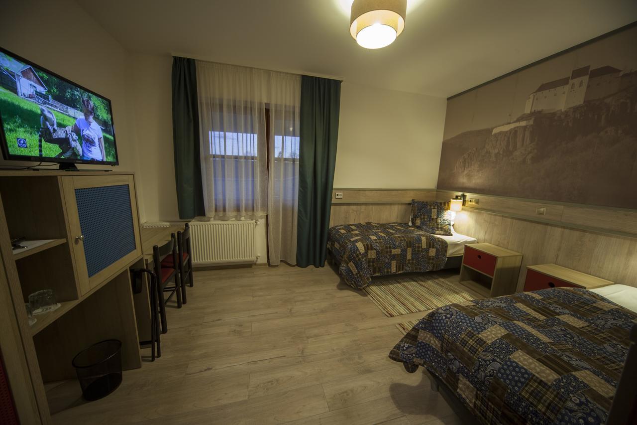 Magita Hotel Basko المظهر الخارجي الصورة